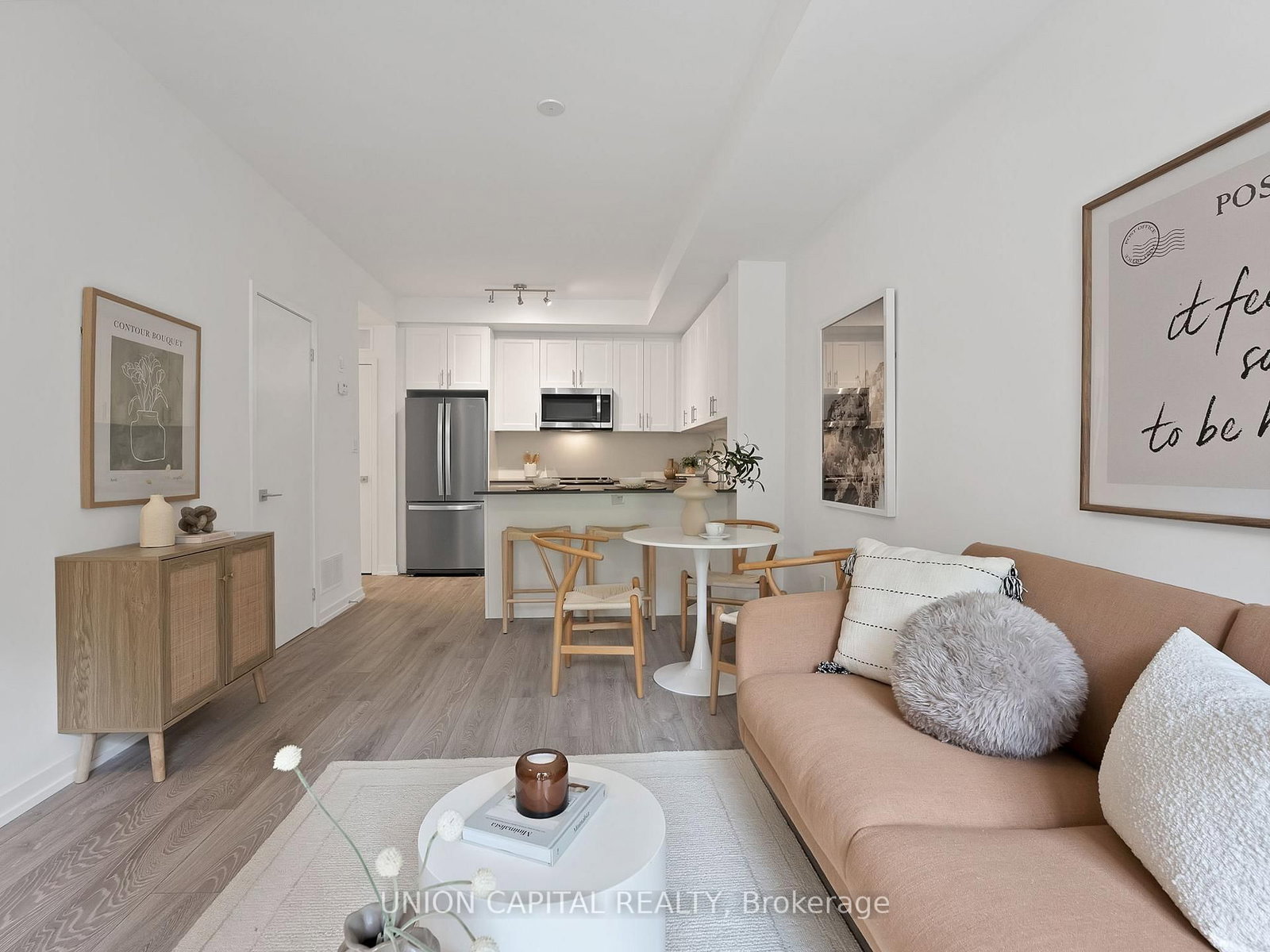 26 Lytham Green Circle • #6 • Newmarket, ON photo 3