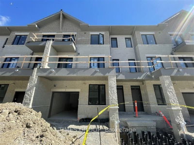 3-bed Townhouse, Condo · 25 Grimsby Lane