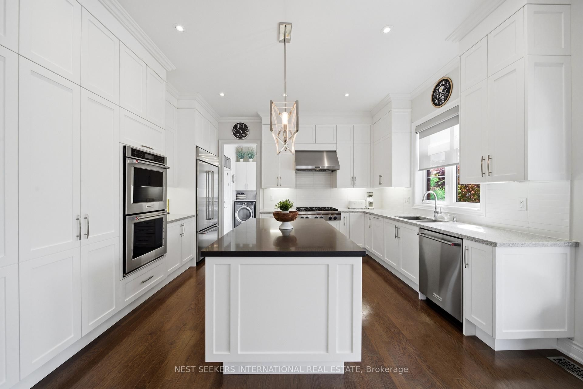 9 Larkin Avenue