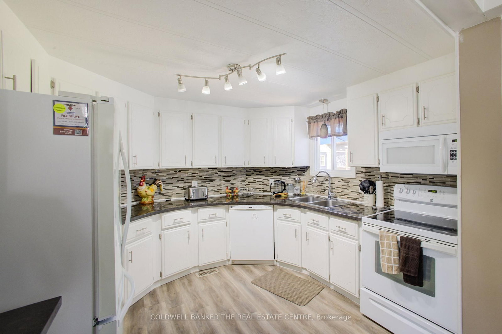 36 Linden Lane • Innisfil, ON photo 16