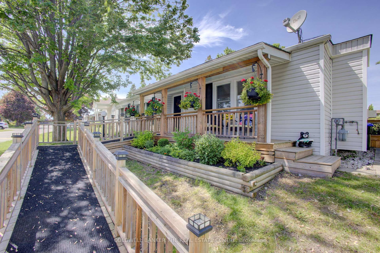 36 Linden Lane • Innisfil, ON photo 4