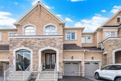 3-bed Townhouse · 67 Drizzel Cres