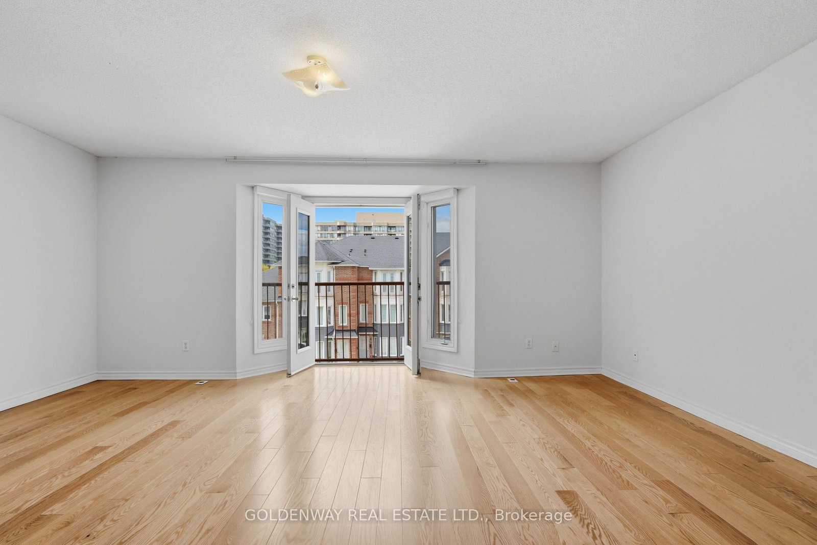 151 Townsgate Drive • #63 • Vaughan, ON photo 8