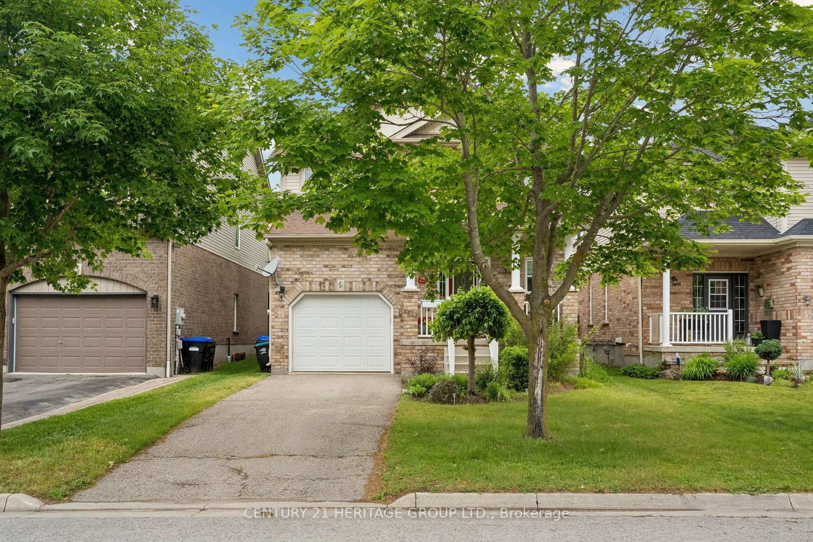 Listing Image 4