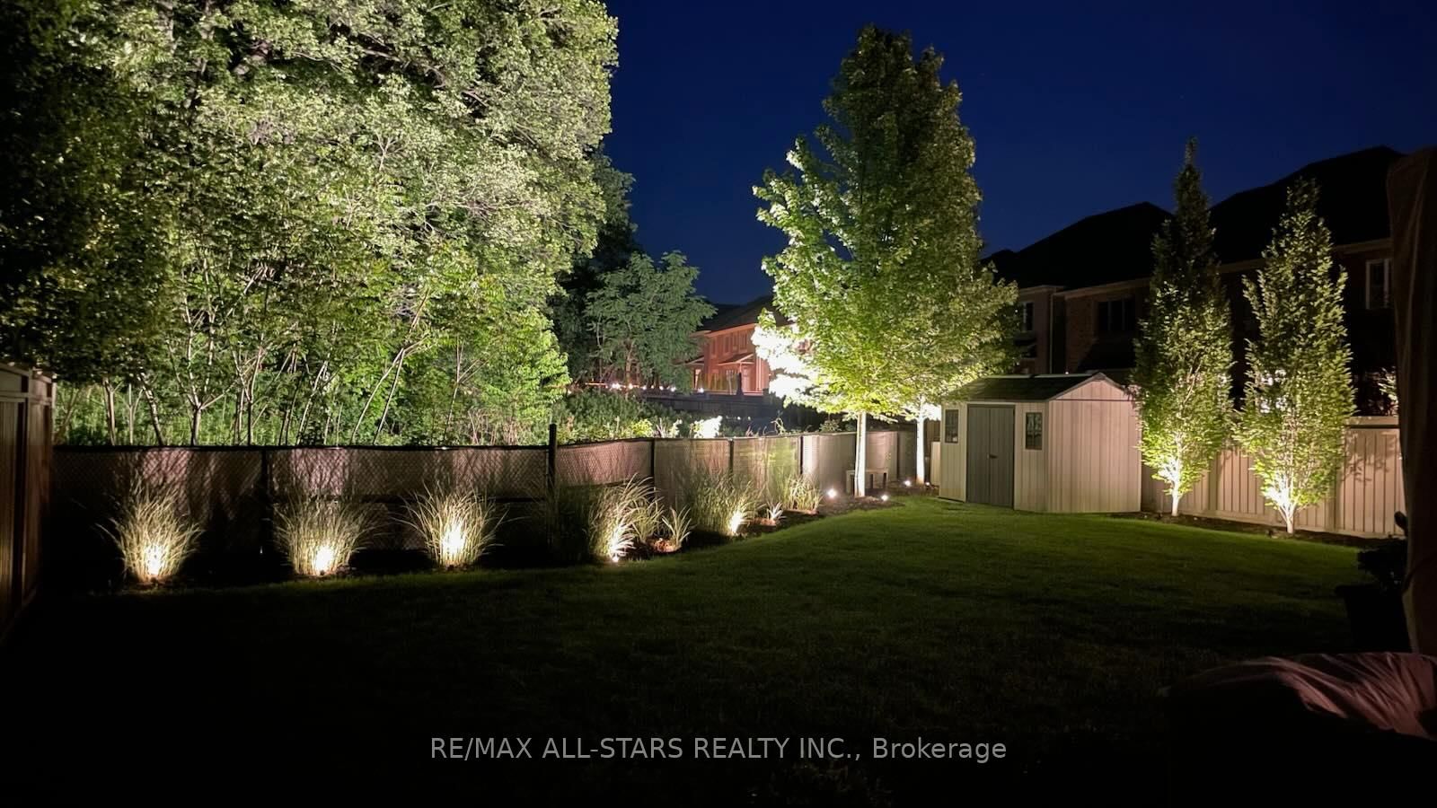 10 Forest Grove Court • Aurora, ON photo 49