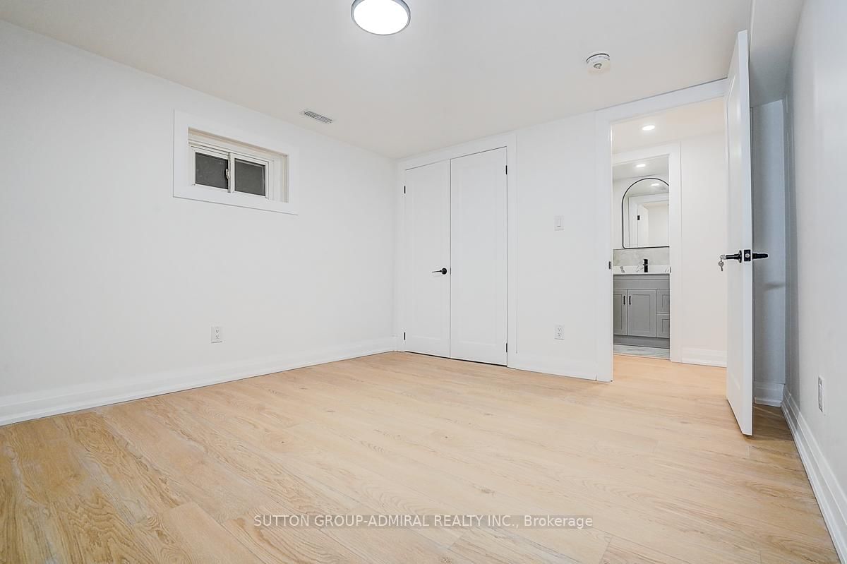 176 Cherrywood Drive • Newmarket, ON photo 21