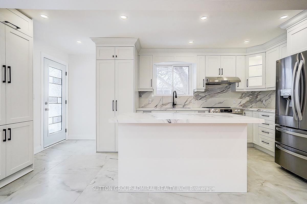 176 Cherrywood Drive • Newmarket, ON photo 27