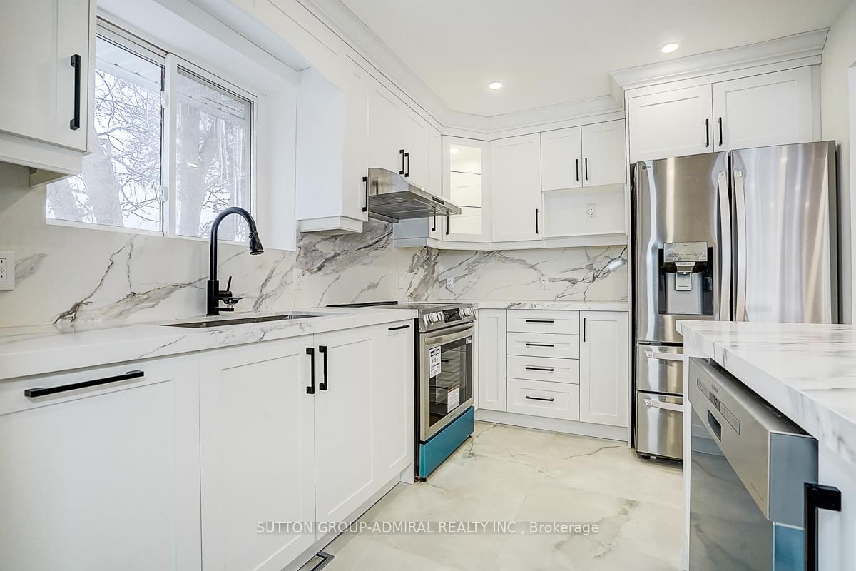 176 Cherrywood Drive • Newmarket, ON photo 30