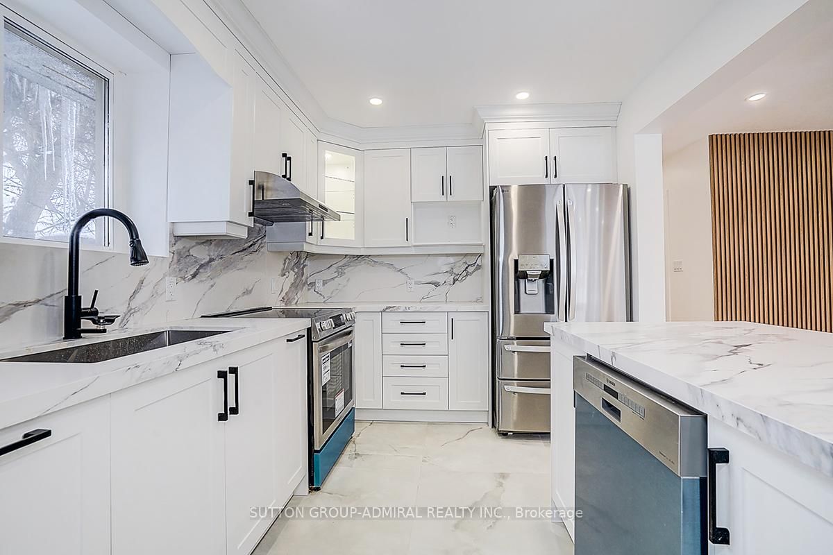 176 Cherrywood Drive • Newmarket, ON photo 31