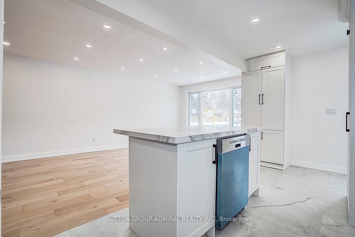 176 Cherrywood Drive • Newmarket, ON photo 35