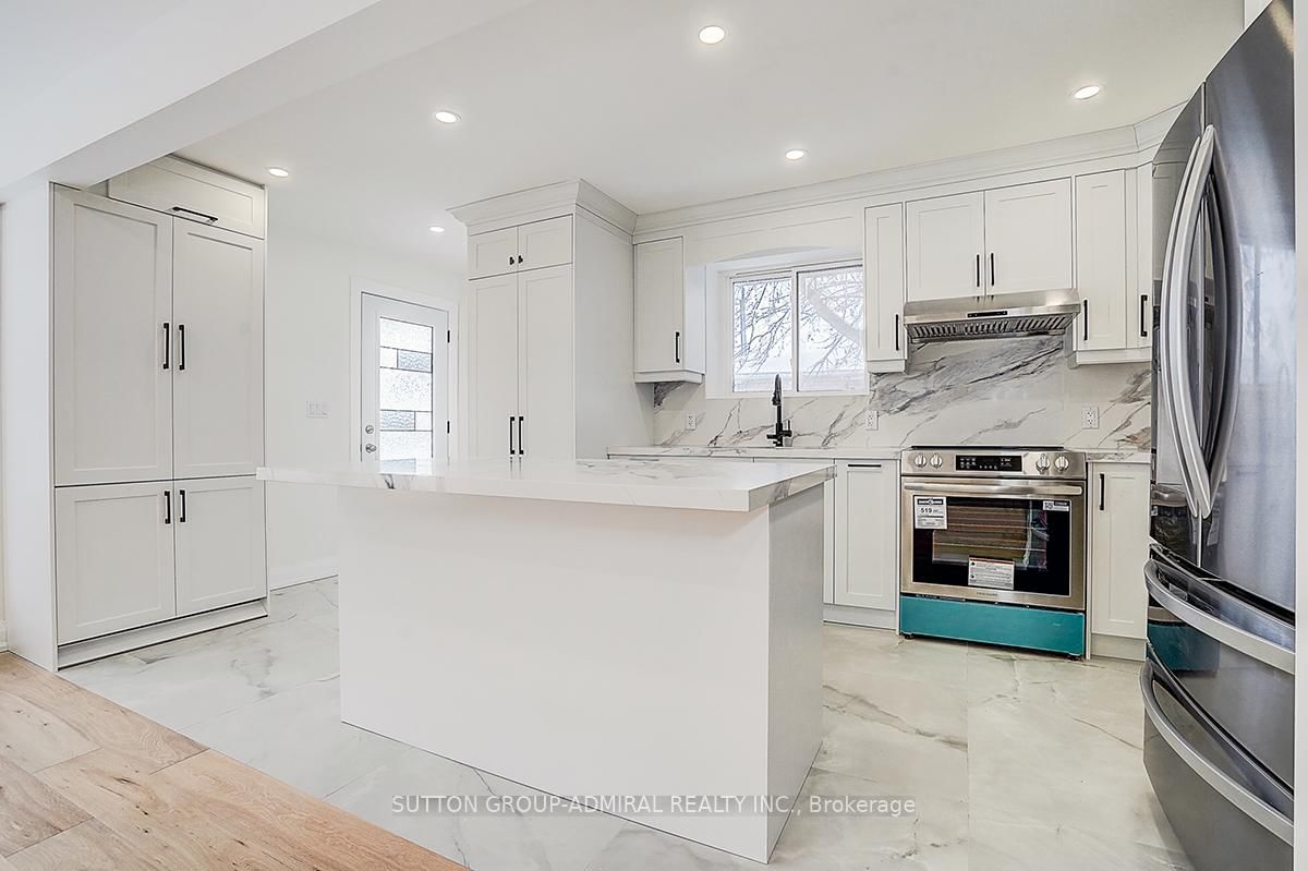 176 Cherrywood Drive • Newmarket, ON photo 36