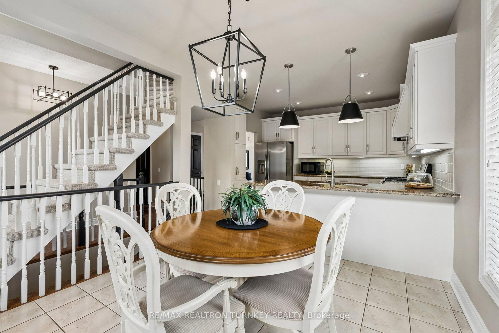 440 Morley Cook Crescent • Newmarket, ON photo 13