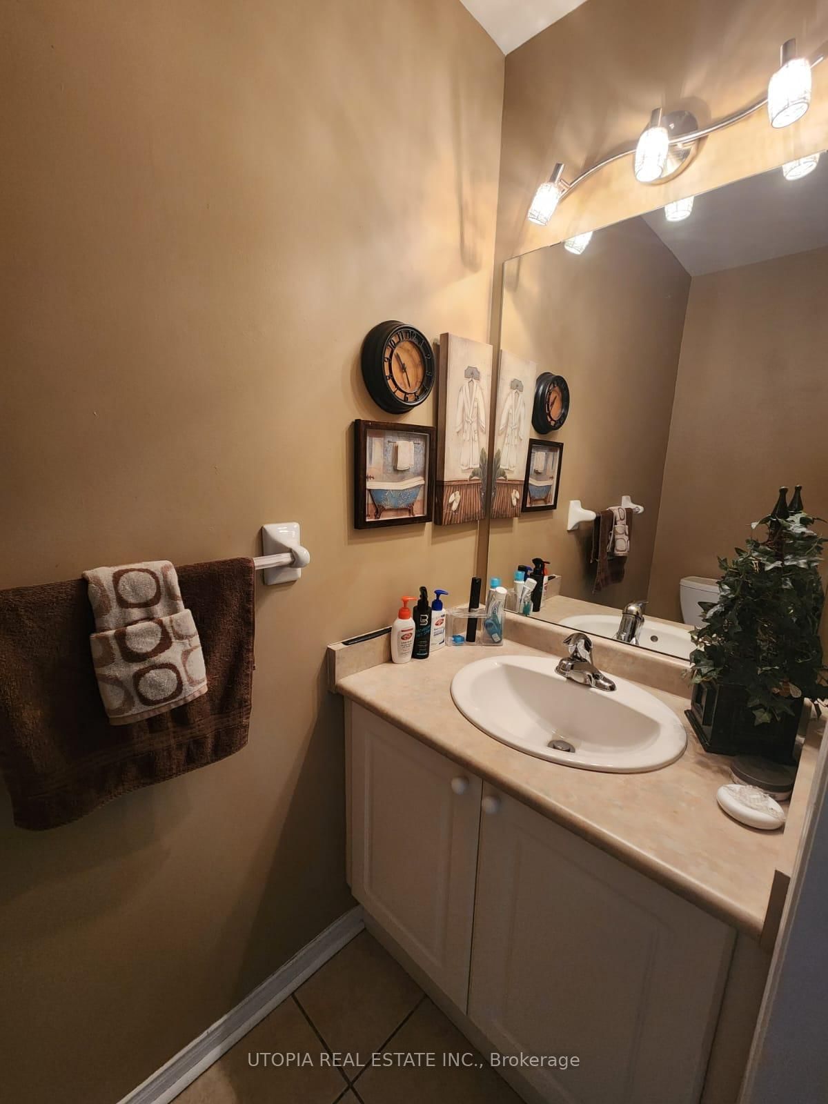 26 Lucena Crescent