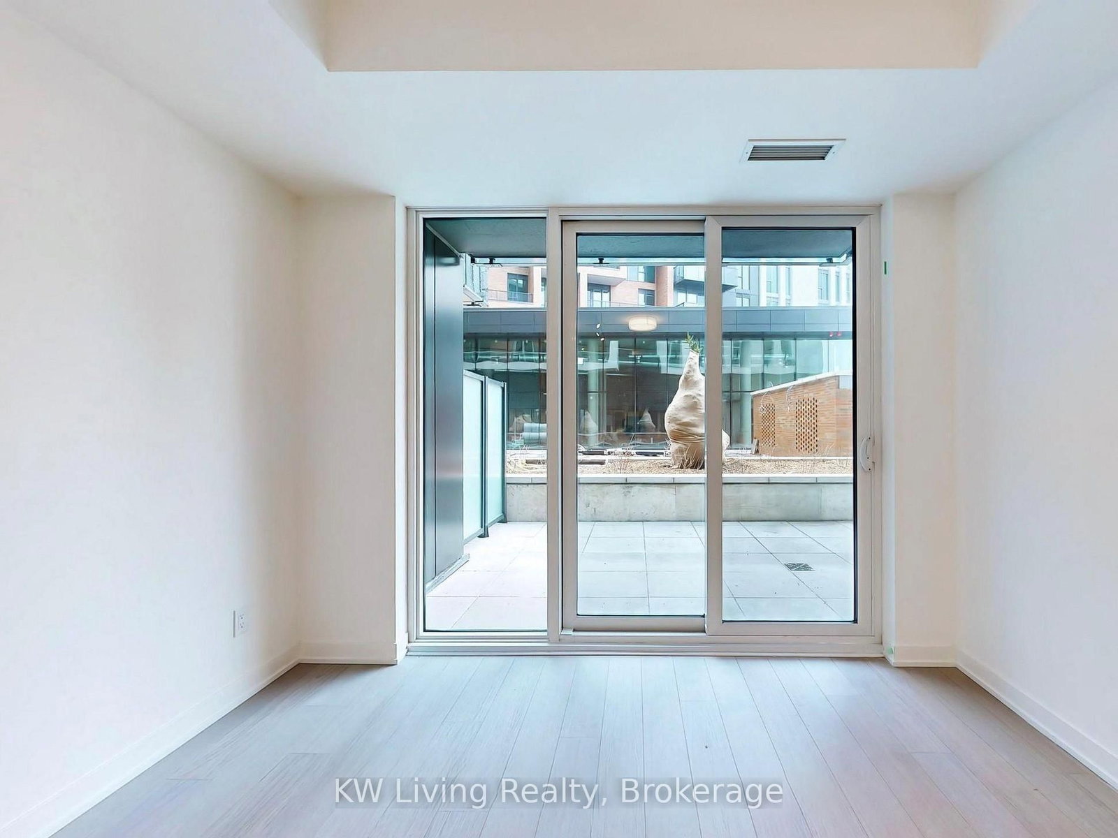 292 Verdale Crossing • #502 • Markham, ON photo 12