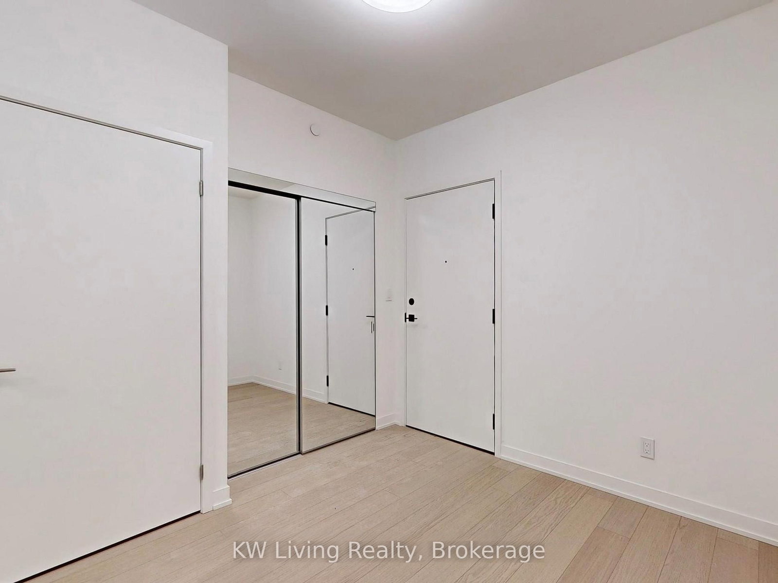 292 Verdale Crossing • #502 • Markham, ON photo 18