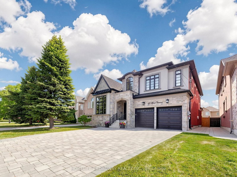 55 Bond Crescent