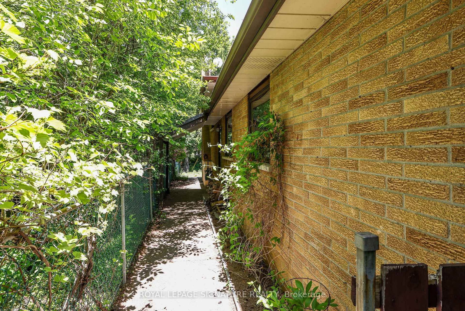 60 Sciberras Road • Markham, ON photo 40