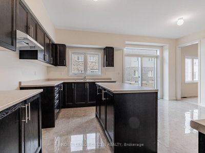 17 Heather Fullerton Road • Georgina, ON photo 9