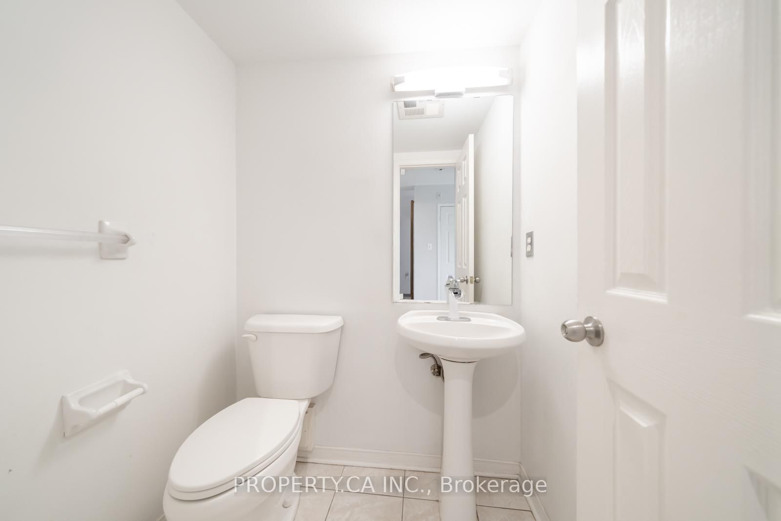 15 Cornell Meadows Avenue • #A206 • Markham, ON photo 18