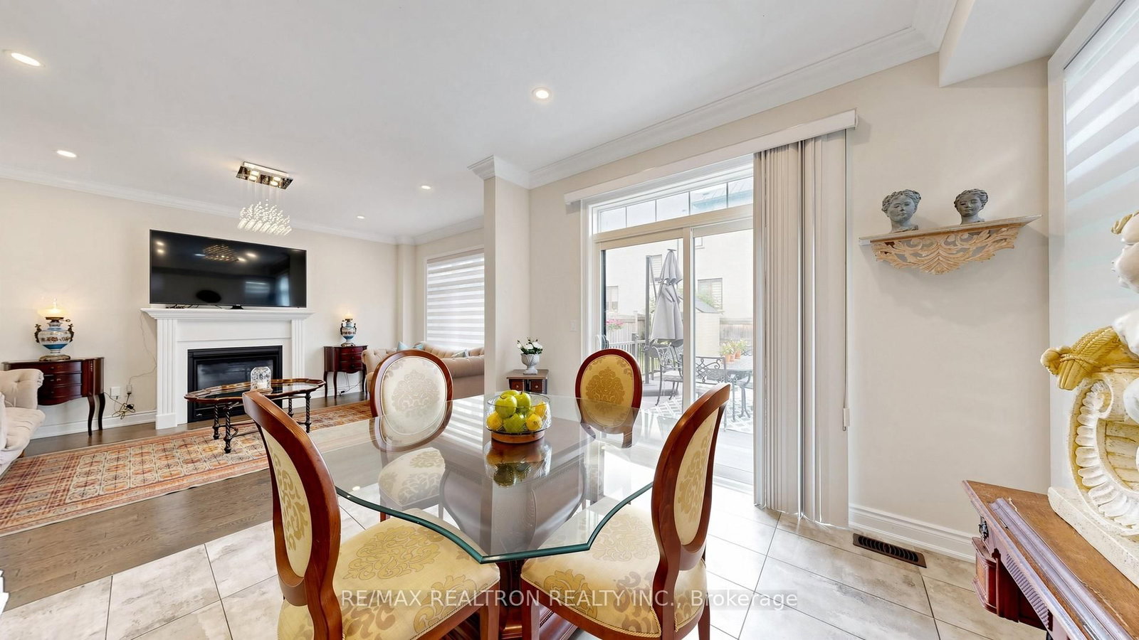 18 Ladder Crescent • East Gwillimbury, ON photo 16