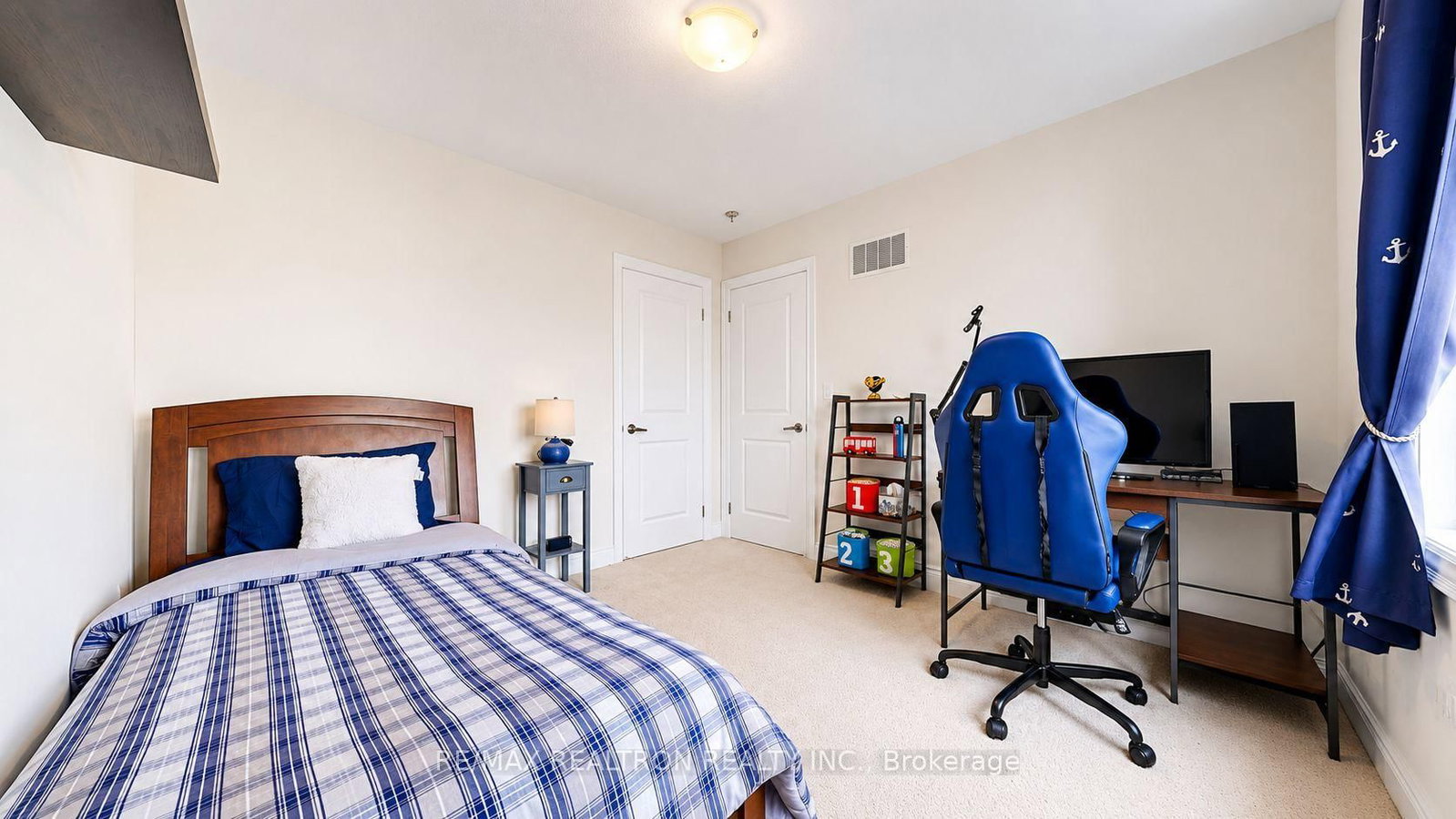 18 Ladder Crescent • East Gwillimbury, ON photo 28