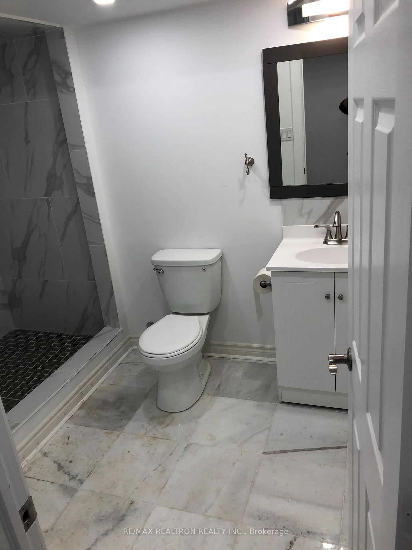 18 Ladder Crescent • East Gwillimbury, ON photo 42