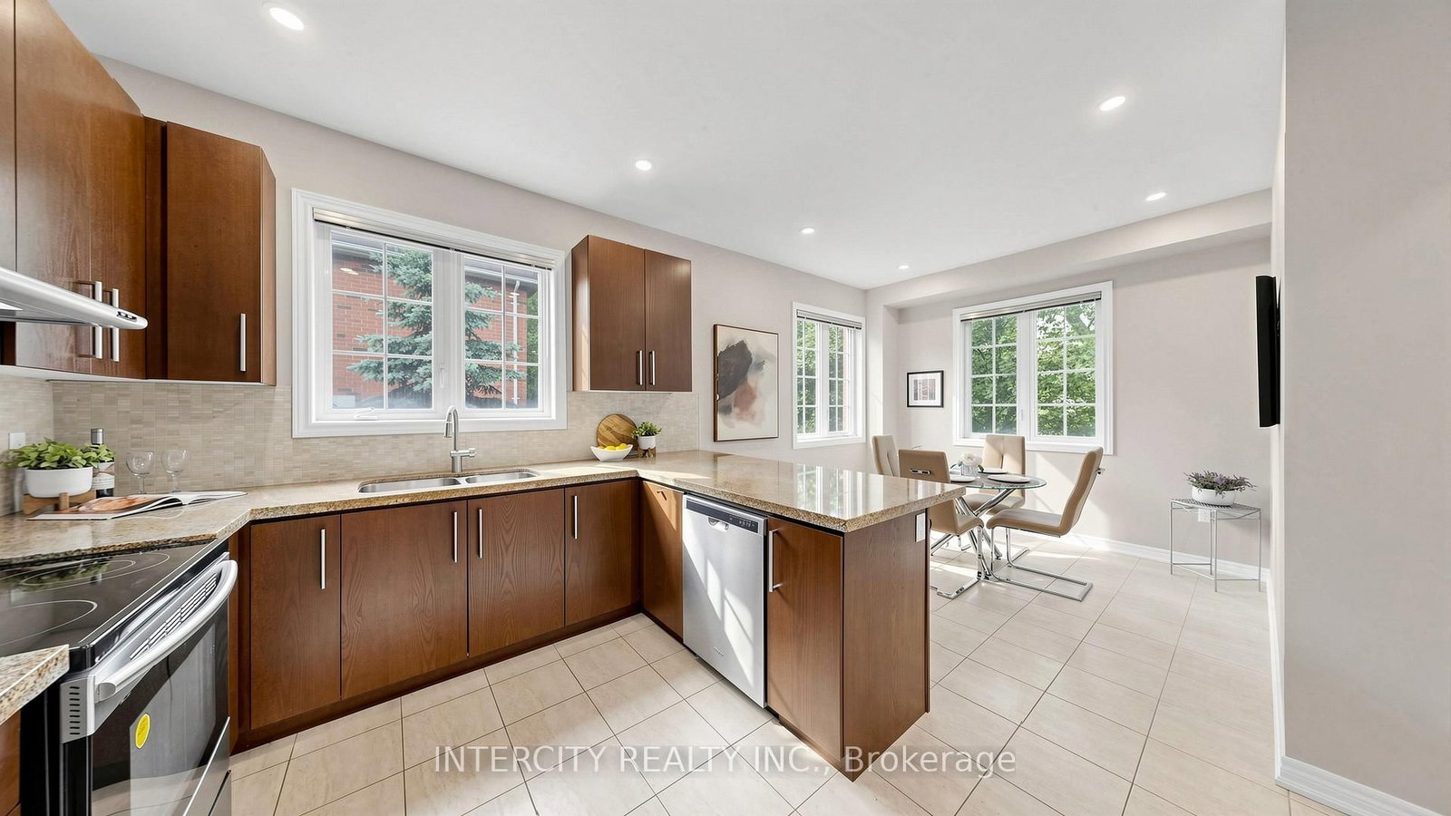 151 Silverwood Avenue • #22A • Richmond Hill, ON photo 17
