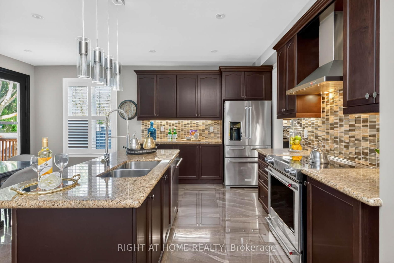 80 Sharpe Crescent • New Tecumseth, ON photo 11