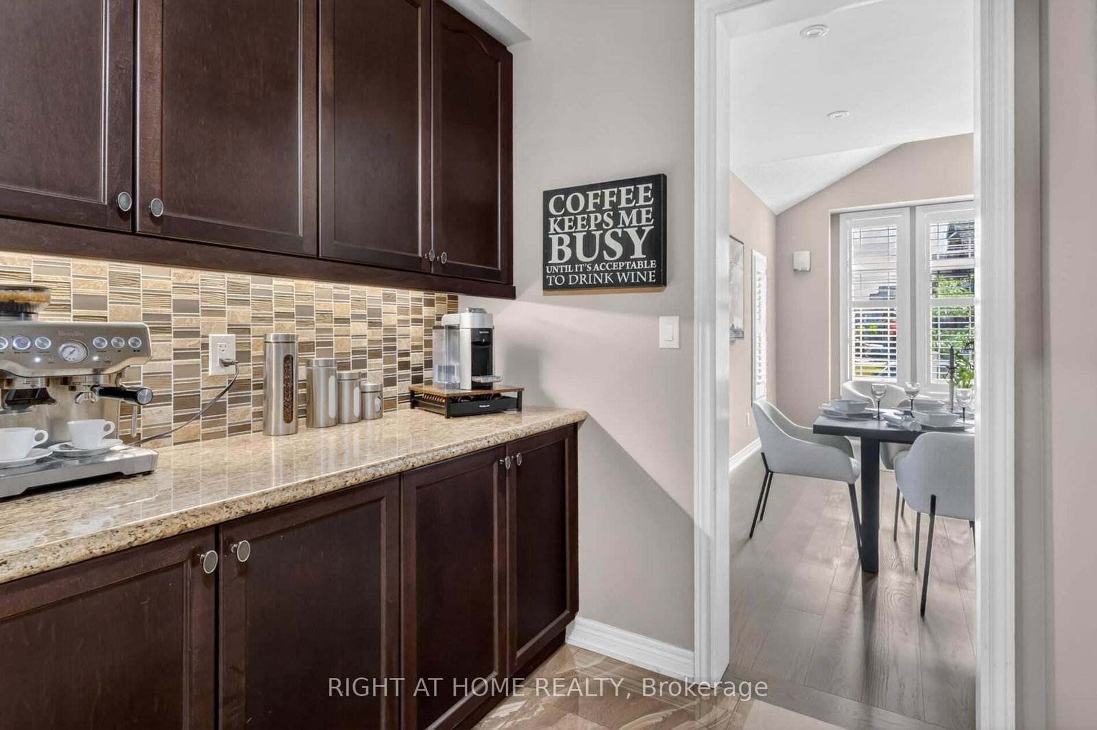80 Sharpe Crescent • New Tecumseth, ON photo 8