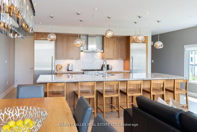 3730 Mangusta Court — more photos