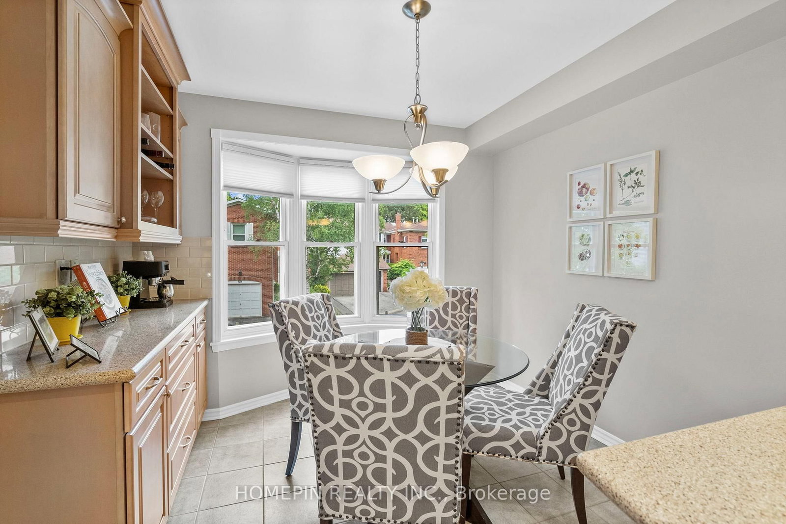 86 Confederation Way • Markham, ON photo 4