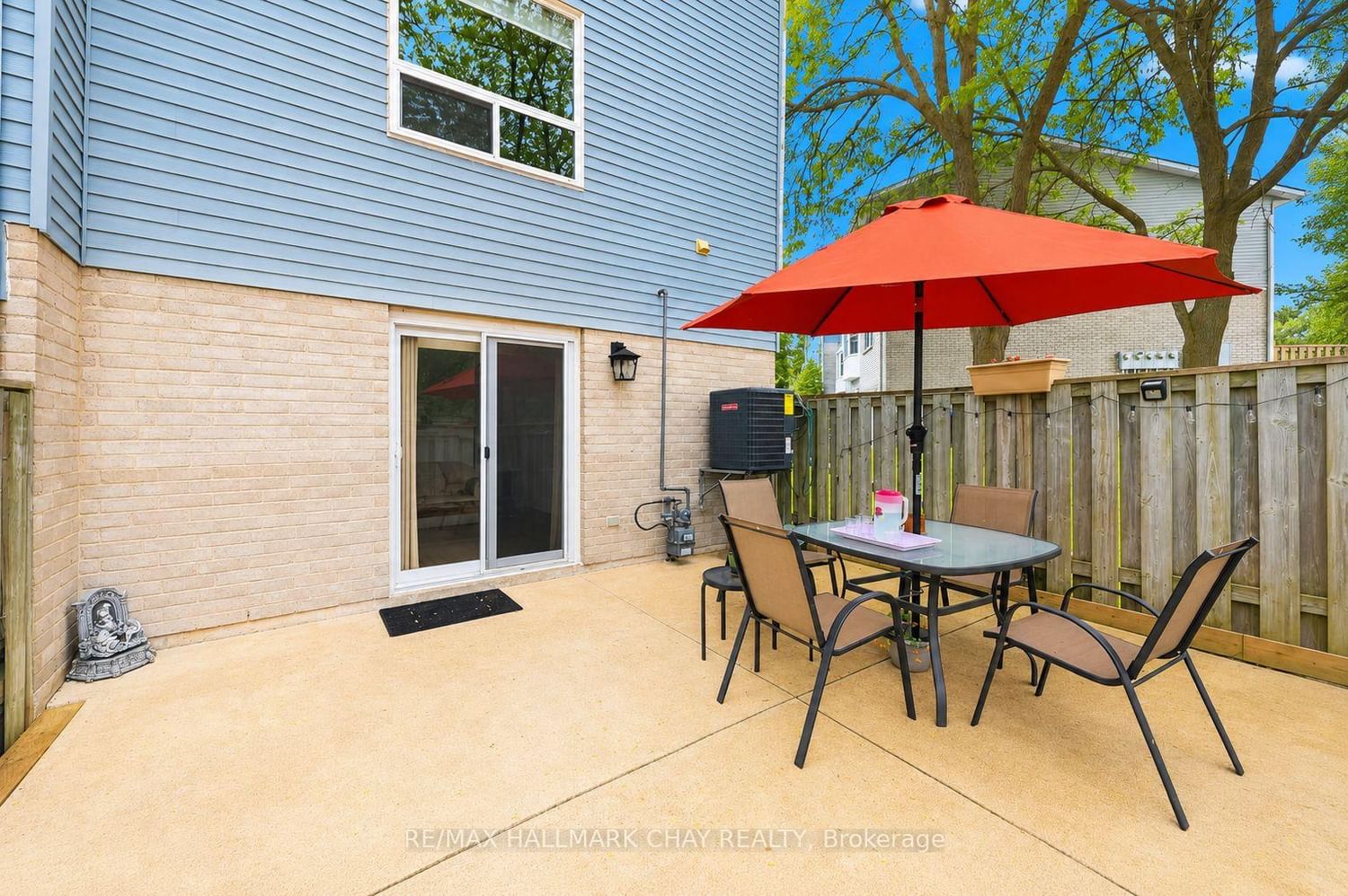 31 Harmony Circle • Bradford West Gwillimbury, ON photo 23