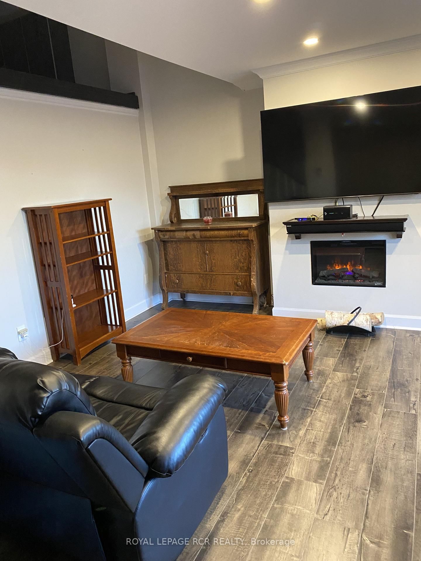121 Milestone Crescent, Unit 12