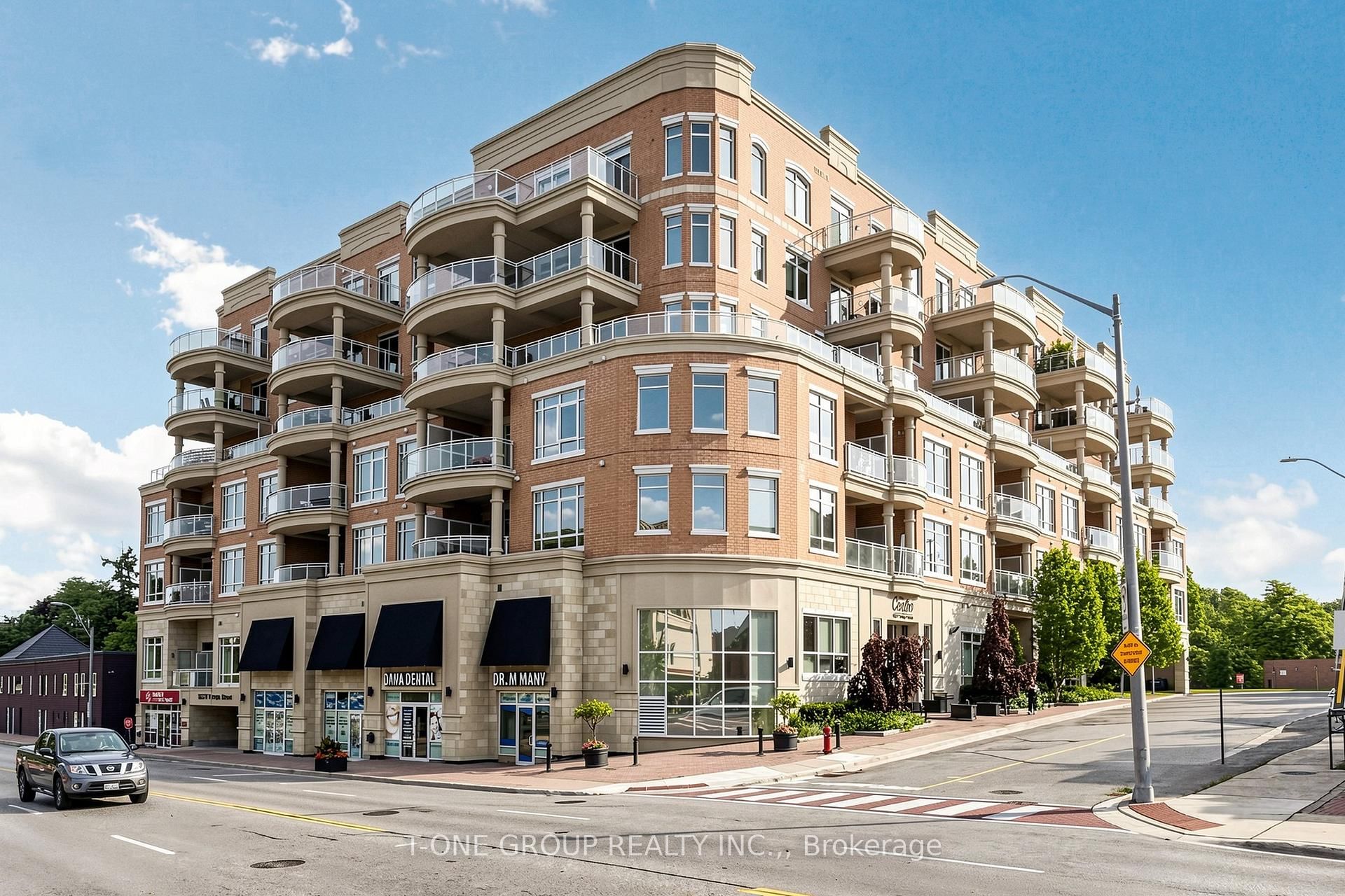 15277 Yonge Street, Unit 602A