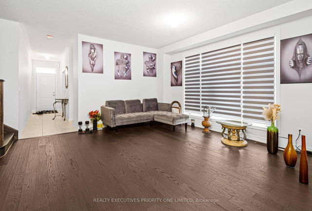 30 Sam Battaglia Crescent