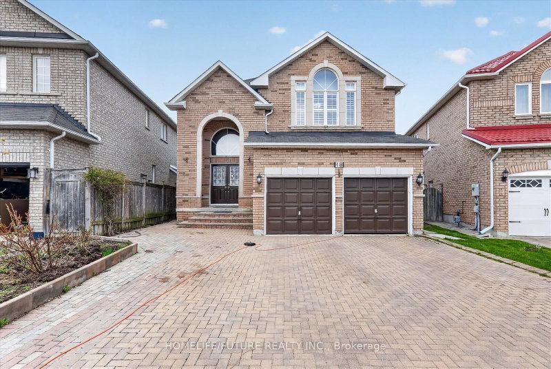 18 Ann Louise Crescent