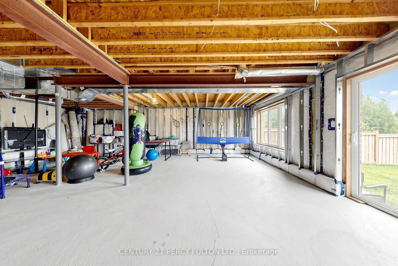 166 Ferragine Crescent • Bradford West Gwillimbury, ON photo 31