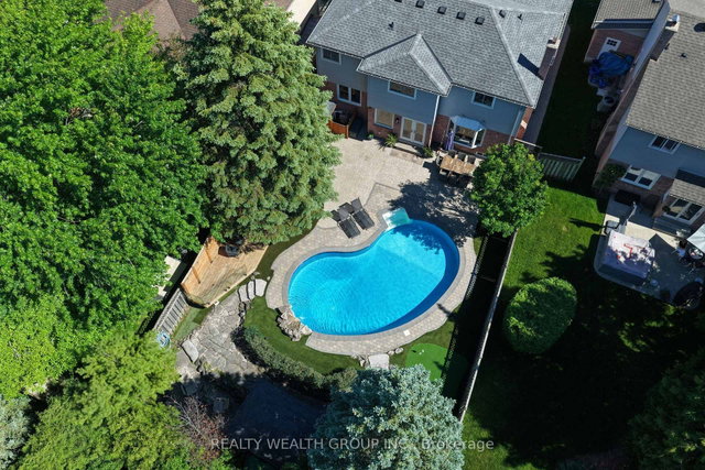 51 Haskell Crescent