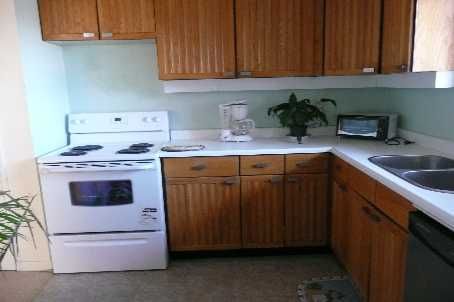 202 - 7451 Yonge St, Markham, L3T2B4 | Image 2