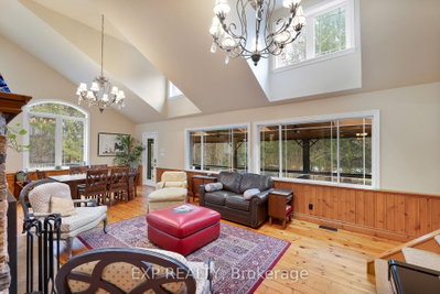115 Fog Road • King, ON photo 6