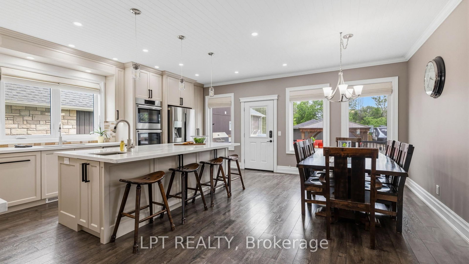 165 Lake Drive E • Georgina, ON photo 10