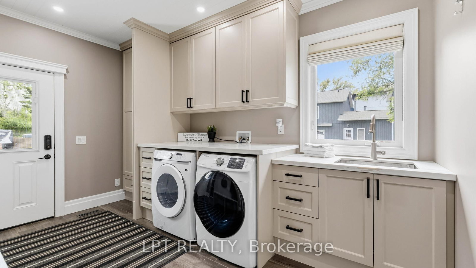 165 Lake Drive E • Georgina, ON photo 16