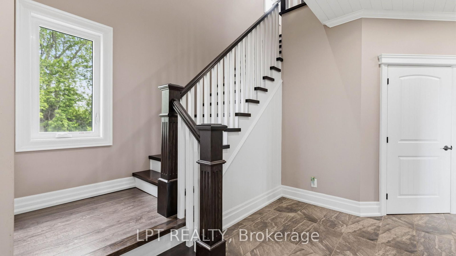 165 Lake Drive E • Georgina, ON photo 19