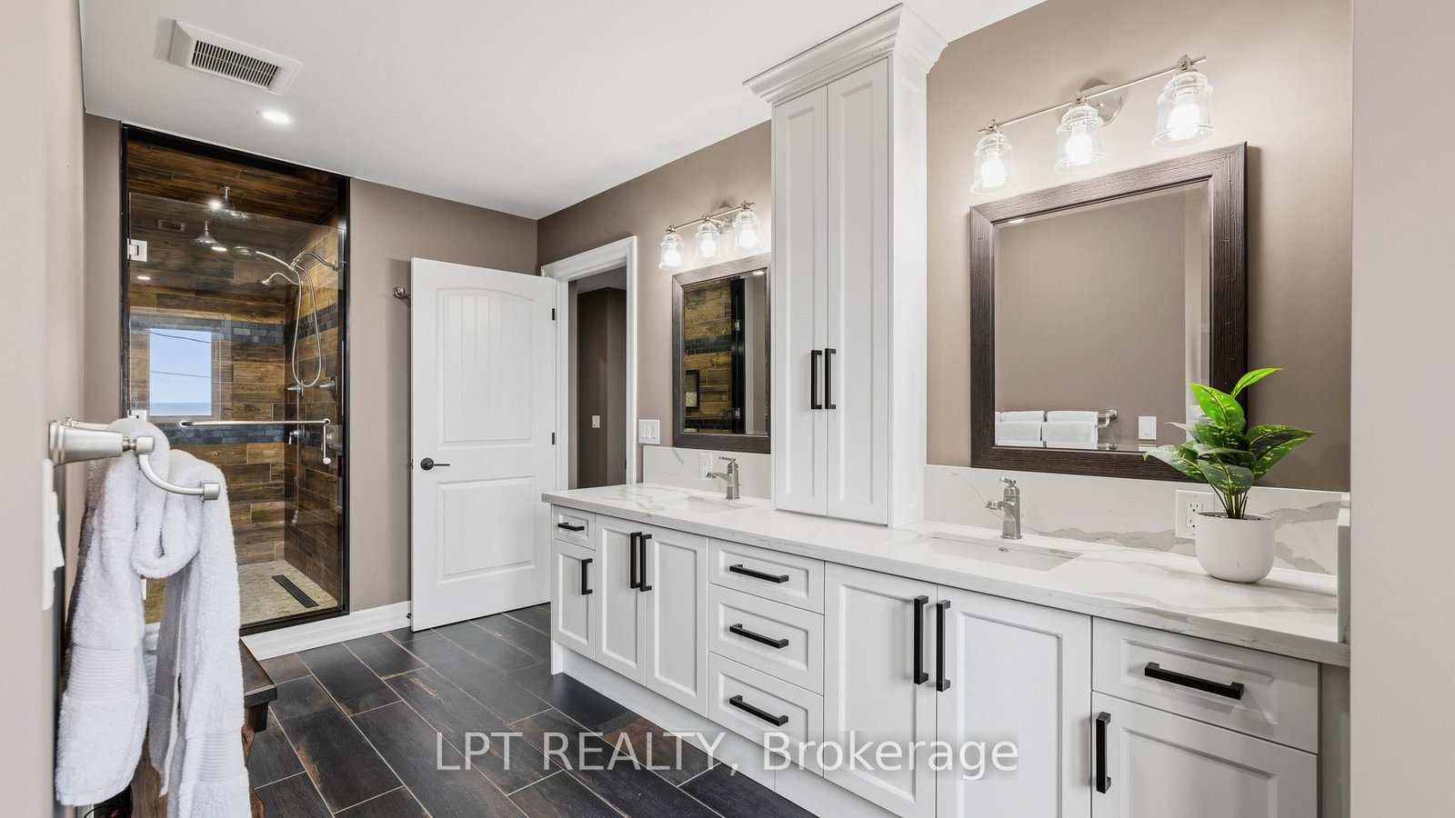 165 Lake Drive E • Georgina, ON photo 23