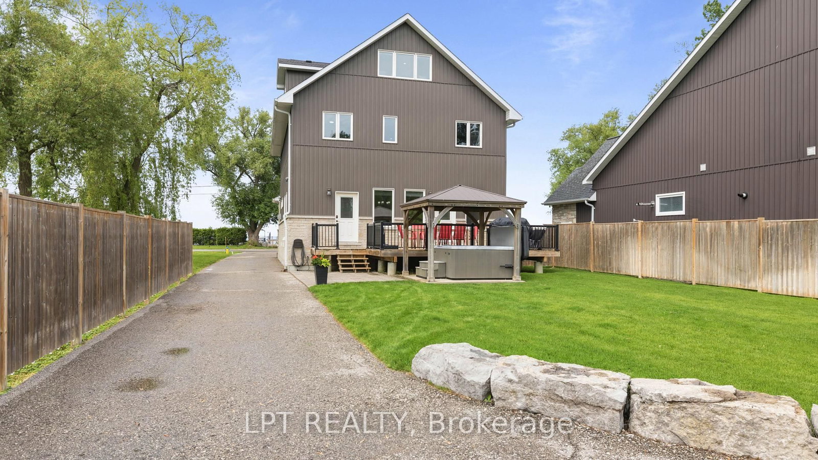 165 Lake Drive E • Georgina, ON photo 38