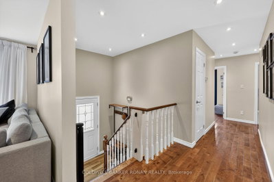 36 McCarthy Crescent — photo 5