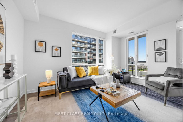 1111 - 7950 Bathurst Street