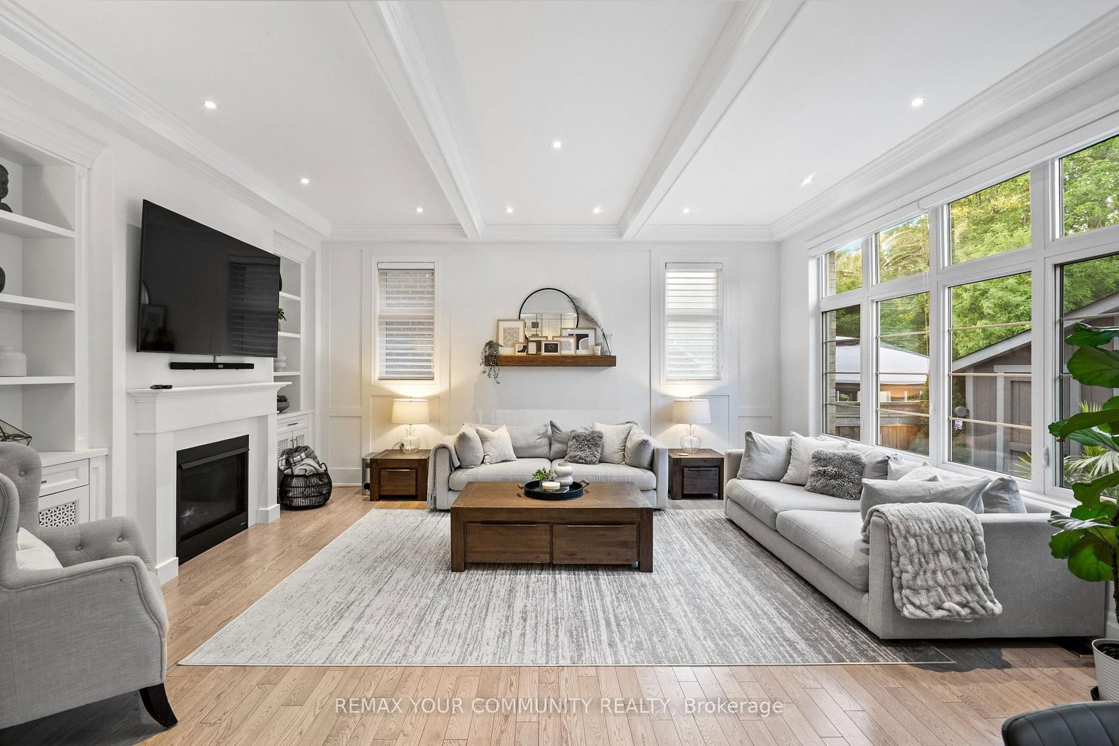 106 Forest Grove Court • Aurora, ON photo 10