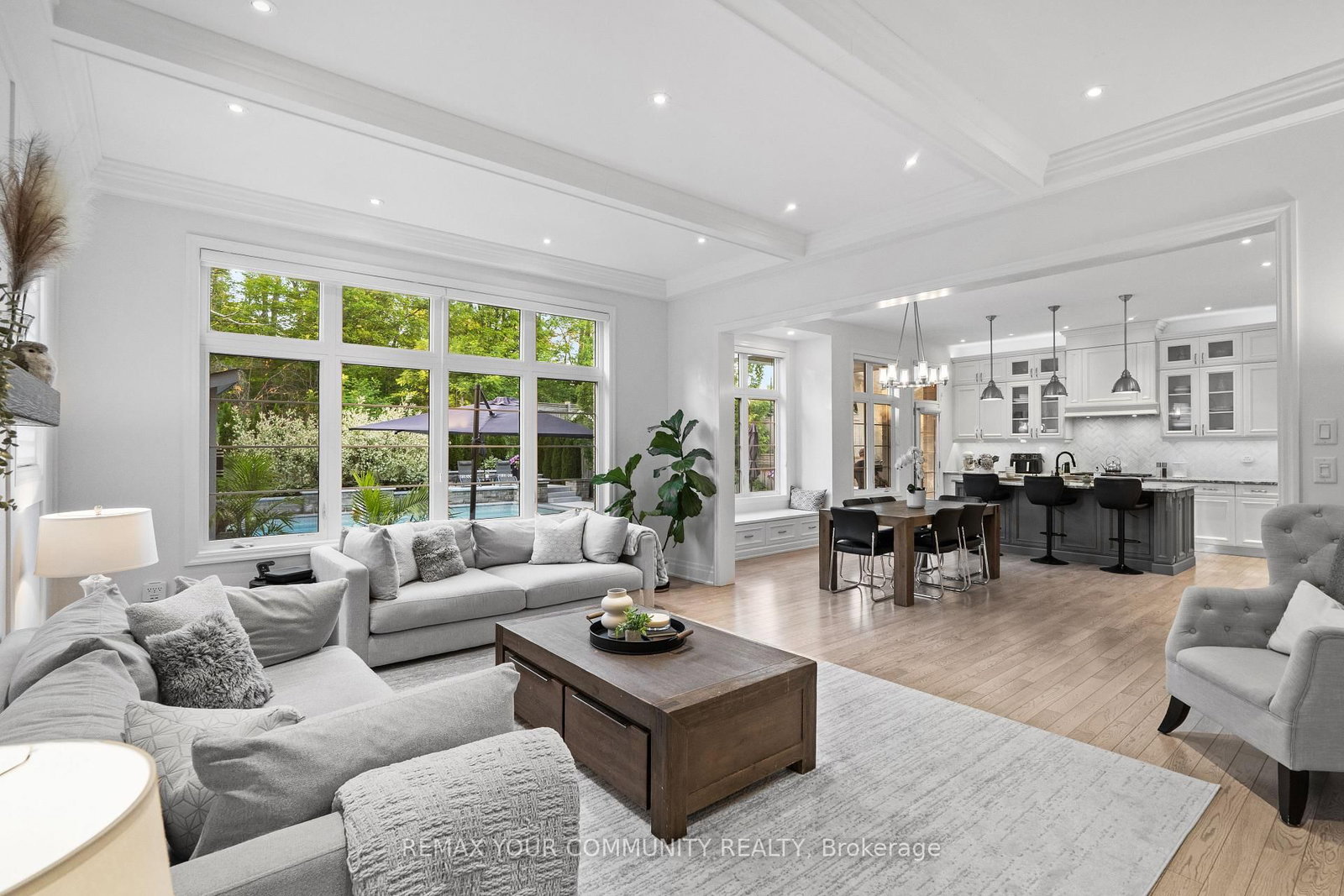 106 Forest Grove Court • Aurora, ON photo 16