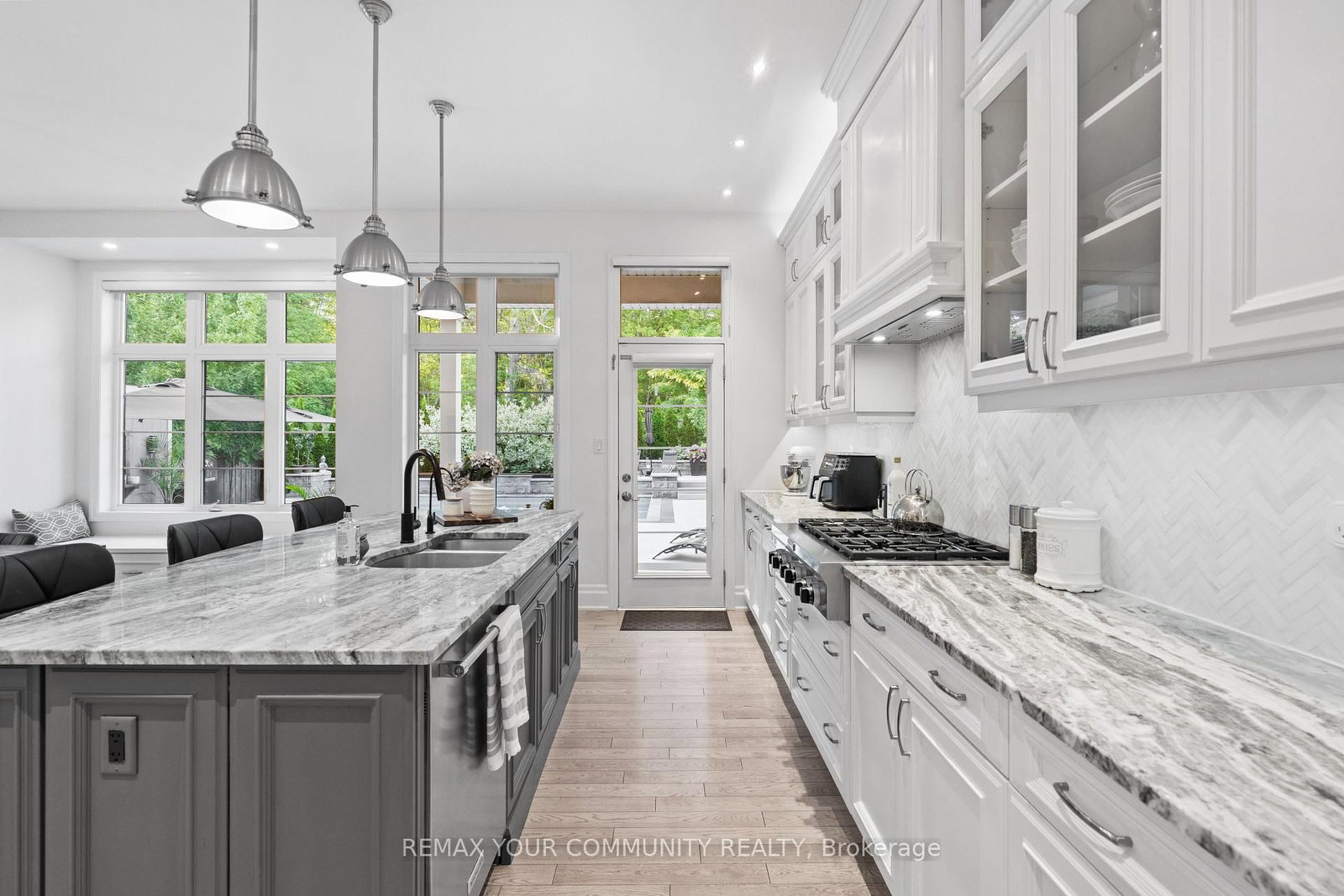 106 Forest Grove Court • Aurora, ON photo 20